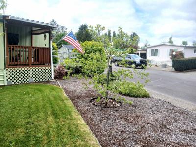 Photo 3 of 21 of home located at 77500 S 6th St Sp. #E10 Cottage Grove, OR 97424