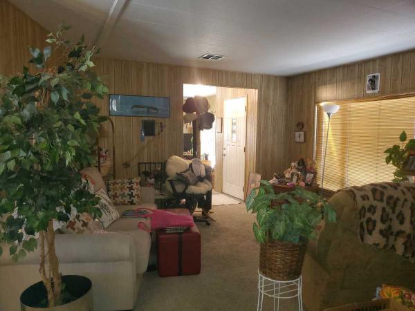 1977 SILVERCREST Manufactured Home