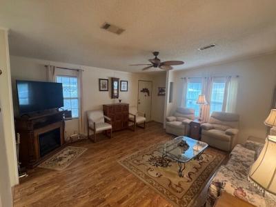 Photo 3 of 31 of home located at 1844 Persimmon Circle Edgewater, FL 32132