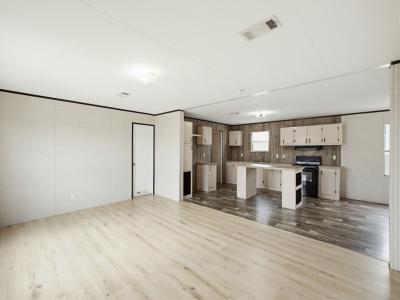 Photo 3 of 12 of home located at 63 Eagle Creek Dr #231 Kyle, TX 78640