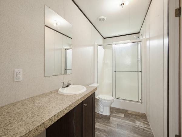 2018 Champion 12-10G-RM2852A Mobile Home