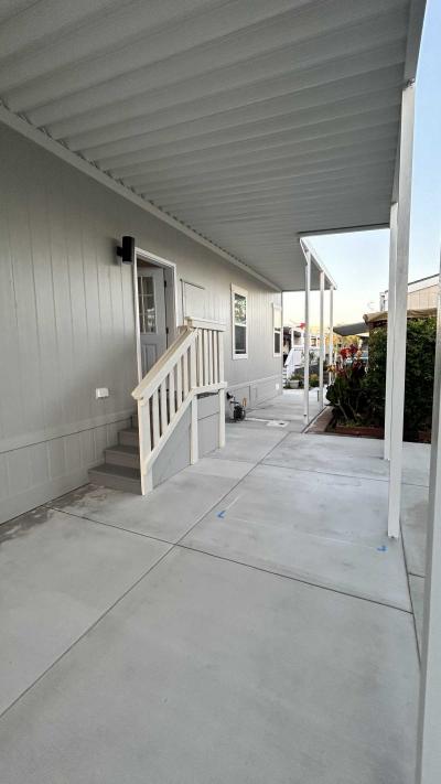 Photo 3 of 49 of home located at 903 W. 17th Street, #24 Costa Mesa, CA 92627
