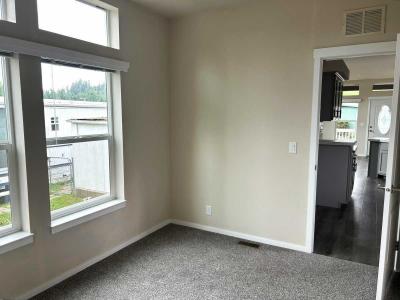 Photo 5 of 8 of home located at 85961 Edenvale Road, Sp. #22 Pleasant Hill, OR 97455
