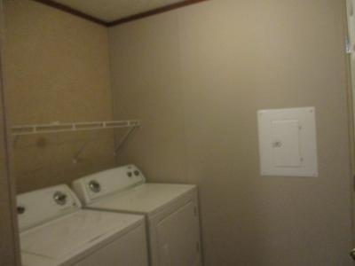 Photo 4 of 7 of home located at 1233 Wildflower Elkhart, IN 46514