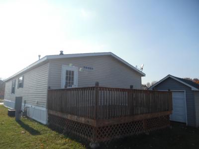 Photo 2 of 11 of home located at 2914 Arbutus Elkhart, IN 46514