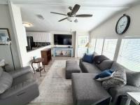 1988 PALM Manufactured Home