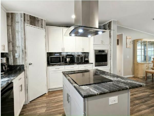 1993 MERI Manufactured Home