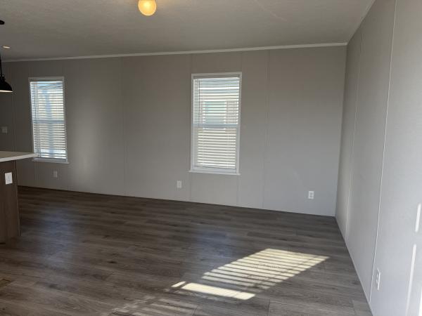 2025 Champion Home Builders, Inc. mobile Home