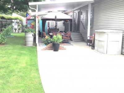 Photo 2 of 26 of home located at 49943 Burning Bush Court Shelby Township, MI 48315