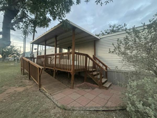2013 FLEETWOOD Mobile Home For Sale