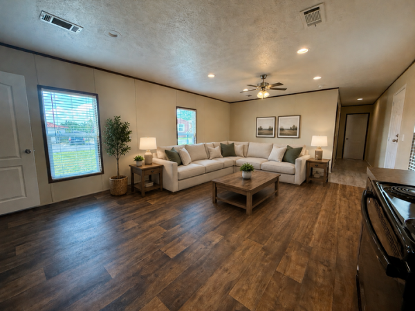 2018 CMH Manufacturing Inc.  Home