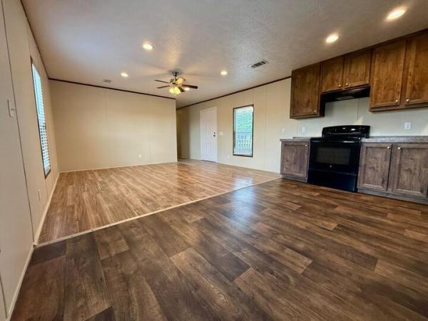 2018 CMH Manufacturing Inc.  Home