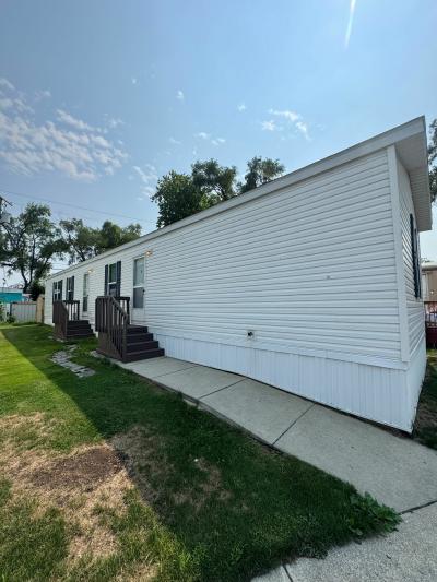 Mobile Home at 25151 Dequindre #16 Madison Heights, MI 48071