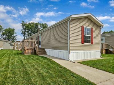 Mobile Home at 6074 Deerfield Rd Loveland Loveland, OH 45140