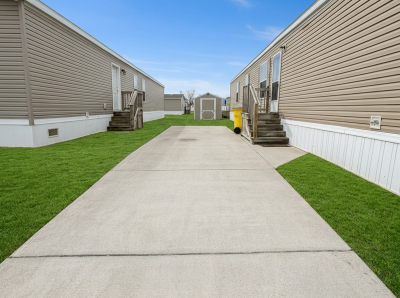 Photo 2 of 19 of home located at 38051 Pardo Dr Clinton Township, MI 48038