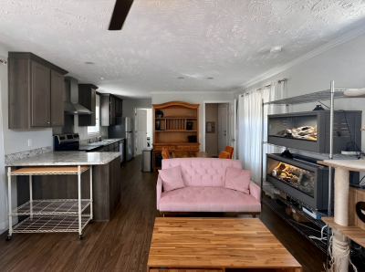 Photo 3 of 19 of home located at 38051 Pardo Dr Clinton Township, MI 48038