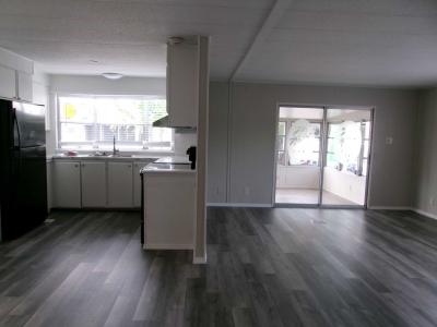 Photo 5 of 13 of home located at 7100 Ulmerton Rd Lot 281 Largo, FL 33771