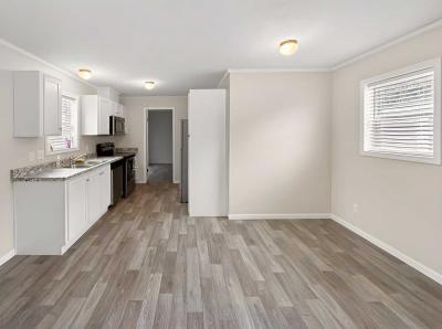 Photo 4 of 16 of home located at 15995 Villaire Ave Clinton Township, MI 48038