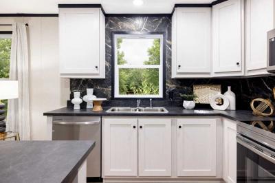 Photo 2 of 6 of home located at 435 Selkirk Mount Morris, MI 48458