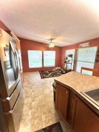 1999 Victoria Mobile Home
