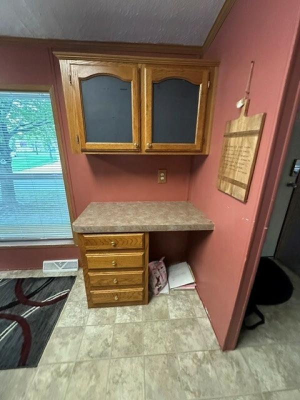 1999 Victoria Mobile Home