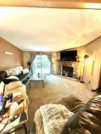 1999 Victoria Mobile Home