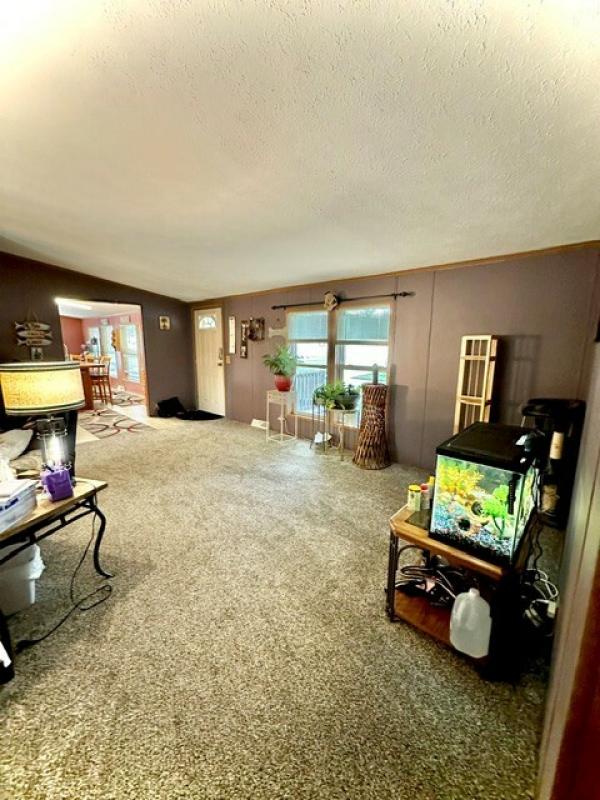 1999 Victoria Mobile Home