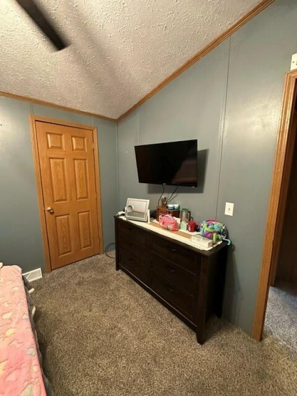 1999 Victoria Mobile Home