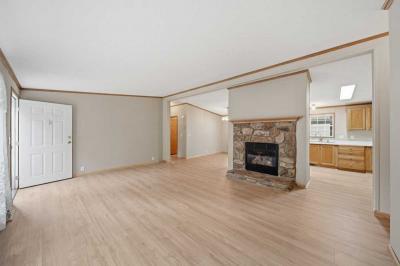 Photo 5 of 29 of home located at 704 Hidden River Dr. Adrian, MI 49221