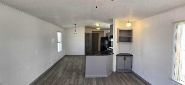 1993 MFHM Manufactured Home