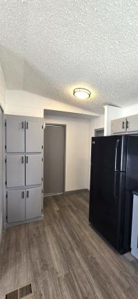 1993 MFHM Manufactured Home