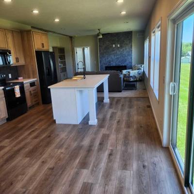 Photo 2 of 7 of home located at 1712 Pella Avenue Oskaloosa, IA 52577
