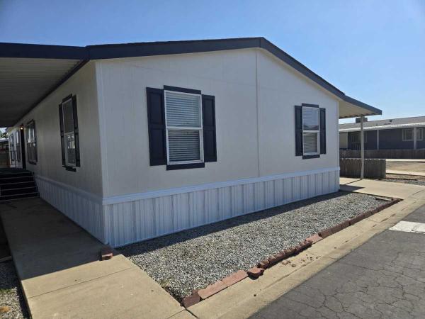 2002 INFINITI Mobile Home For Sale