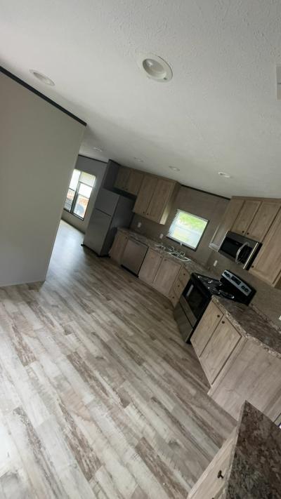 Photo 2 of 9 of home located at 239 Red Oak St Kilgore, TX 75662