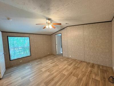 Photo 5 of 12 of home located at 204 Kings Ct Lot 2 Rice, TX 75155