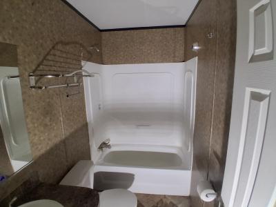 Mobile Home at 2900 S I35 E Trl 122 Waxahachie, TX 75165