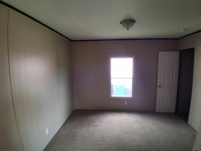 Photo 3 of 7 of home located at 2900 S I35 E Trl 122 Waxahachie, TX 75165