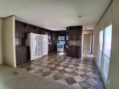 Photo 4 of 7 of home located at 2900 S I35 E Trl 122 Waxahachie, TX 75165