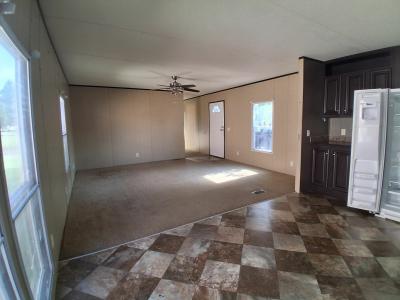 Photo 5 of 7 of home located at 2900 S I35 E Trl 122 Waxahachie, TX 75165