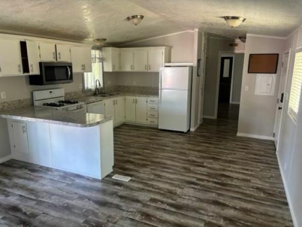 2004 BROOKFIELD Manufactured Home