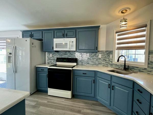 2001 RTZ LXE Manufactured Home