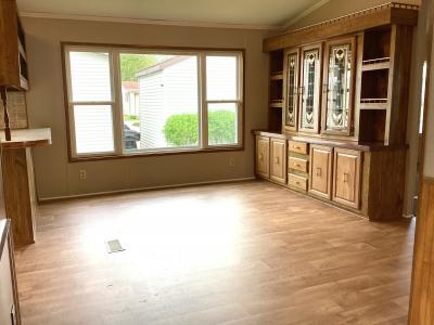 Photo 4 of 15 of home located at 49915 Deer Run Drive Shelby Township, MI 48315
