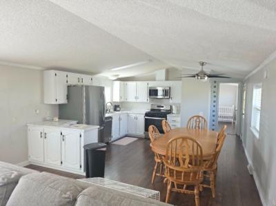 Photo 5 of 13 of home located at 545 Copper Mountain Dubuque, IA 52001