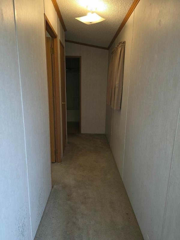 2002 Highland mobile Home