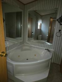 2002 Highland mobile Home