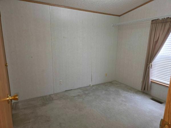 2002 Highland mobile Home