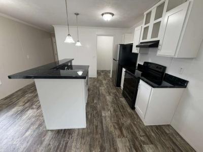 Photo 5 of 14 of home located at 5570 Connie Jean Road, #50 Jacksonville, FL 32222