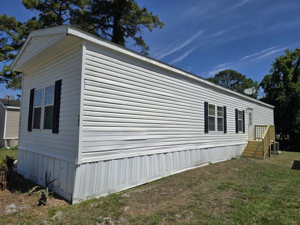 2006 INDH Mobile Home For Sale