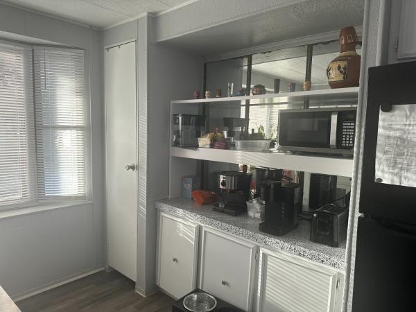 1985 Fleetwood SANDPOINTE Mobile Home