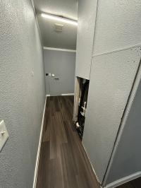2004 FLEETWOOD FESTIVAL Mobile Home